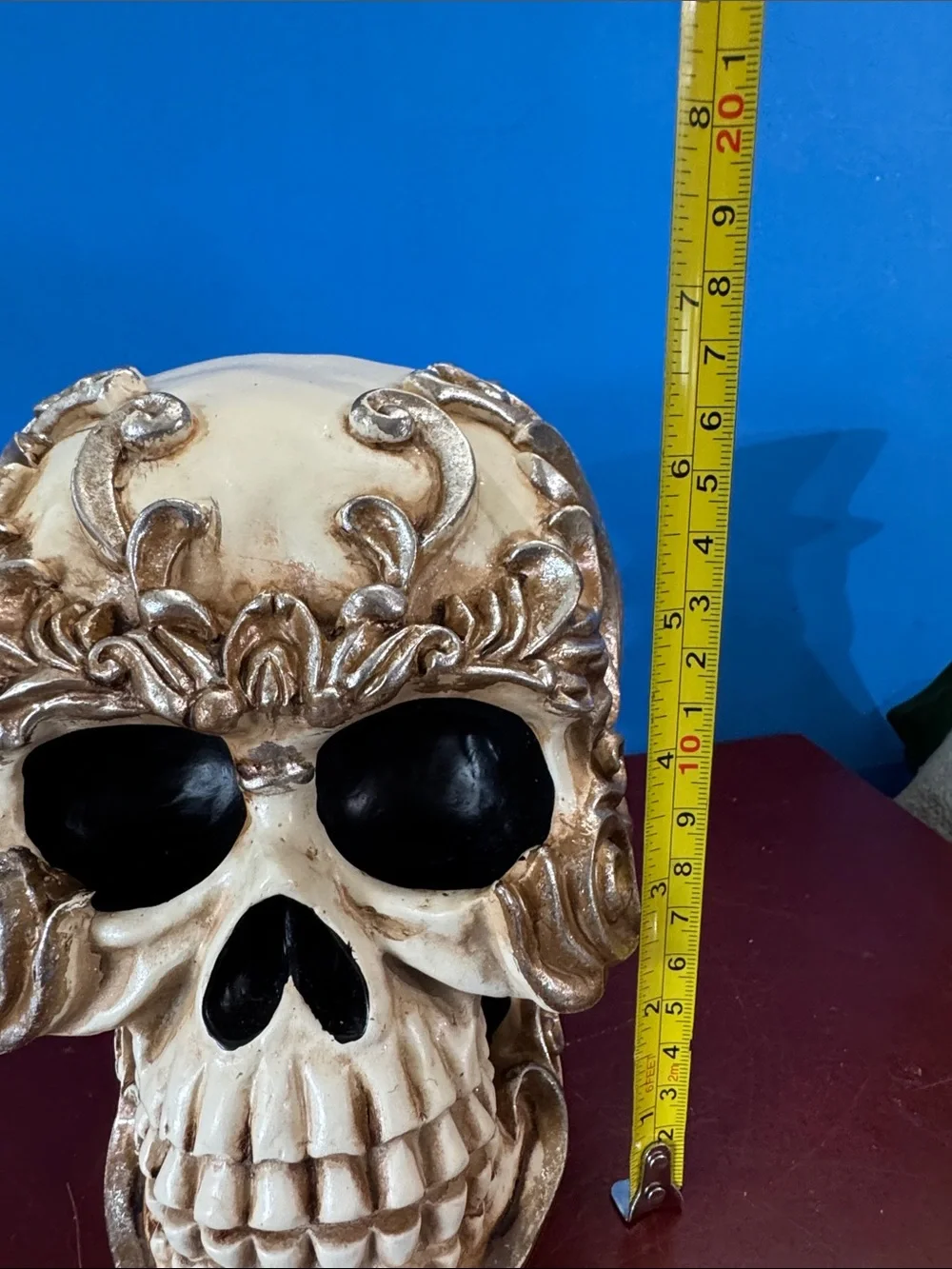 Decorative Ornate Skull Accent - Ivory & Gold